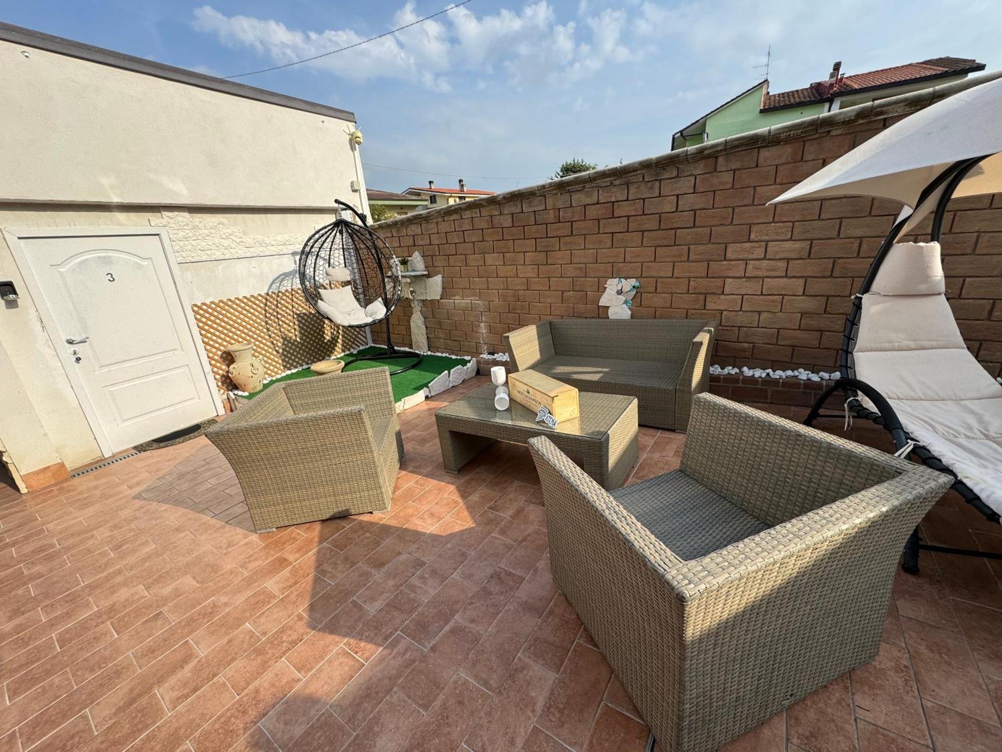 Atena B&B Apartments Platino San Silvestro  Exterior foto